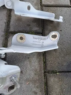 Renault OE 654010249R Paumelles de Capot Avant