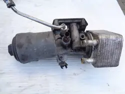 Oljefilterhus 045115389K Audi A3 8P Golf V Touran Passat B6 2.0 TDI