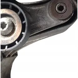 Pumpun Kiinnike Renault Scenic I 1997 7700102395
