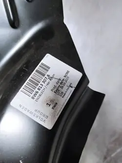 Bakre karosslist för Audi A5 - OEM 8W6813307A
