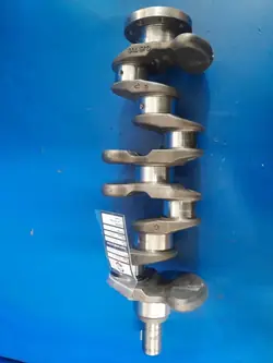 Mercedes Kurbelwelle OEM R27102 GJS700 - Gebraucht