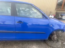 SKODA FABIA II Etuovi oikea OEM 4590