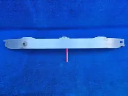 Etupuskurin palkki OEM QUA11804 BMW F-sarjalle