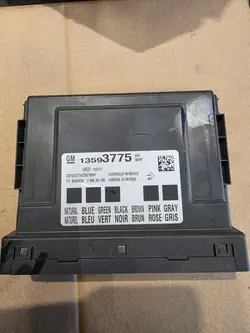 BCM komfortmodul OEM 13593775 för Opel Insignia A