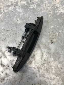 Vasen etuoven kahva Dacia Dokker