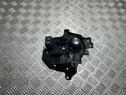 Farol Halogéneo Esquerdo Mazda OE PU26408 Usado