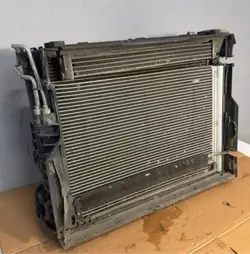 Kit radiateur BMW Série 7 E65/E66 OEM 10519311