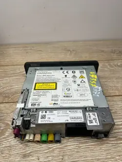 Estación multimedia Audi A3 8Y OEM 8W0035035C