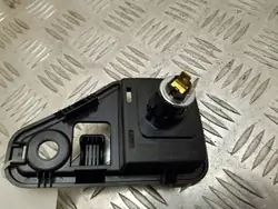 BMW 12V Taka-istukka OEM 044778655 - Käytetty