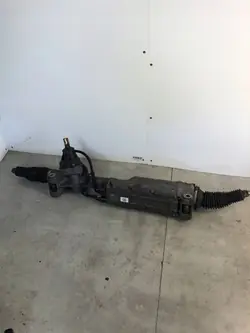 Audi OE 8R1423055BE Direção