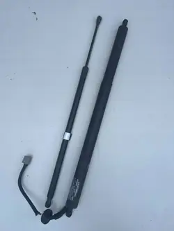 Jeep Grand Cherokee 2017 Vänster Bakstötdämpare 68333901AB