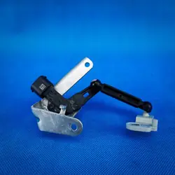 Sensor nivel faro trasero izquierdo OEM 6895467 BMW X5 G05