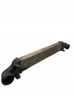 A2115001002 Intercooler-jäähdytin Mercedes-Benz E-luokalle