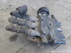ECAS-venttiili OEM 4728800300 Renault Magnumille