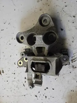 OPEL ASTRA K Automaattivaihteiston Kiinnitys 39004957