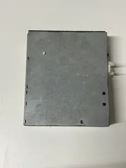 Mercedes Becker Versterker OEM A0018209389 Gebruikt