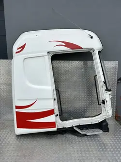 Panel Lateral Cabina Scania CR19 - Estado Usado