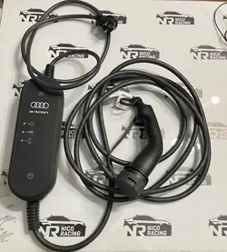Chargeur Audi E-Tron OEM 8V4971675AP - Occasion