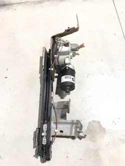 Elektrisk aktuator baklucka Chrysler Town & Country 16915741