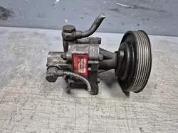 Pompe de direction assistée BMW 3 E36 316i 318i LUK LF65A