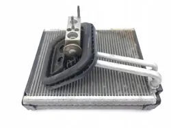 Noyau de chauffage A/C Infiniti Q30 2016 OEM 2468300084