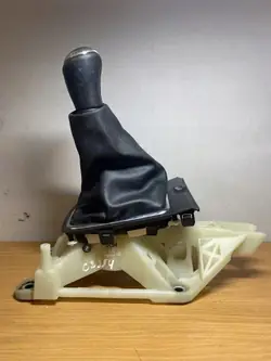 Mazda Schaltgetriebe-Mechanismus OEM C2354 - Gebraucht