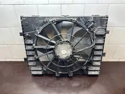 Elektrisk kylfläkt Volkswagen Touareg II 2012 OEM 7P0121207A