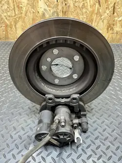 Jarrupuristin OEM Oikea Taka BMW X1 F48 X2 F39 FWD