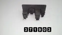 Interruptor Mitsubishi OEM AM-371903 para Carisma 1996