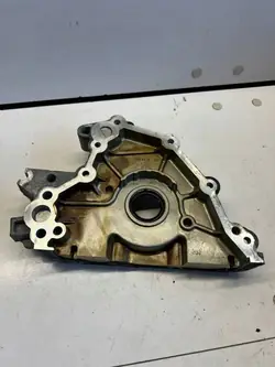 Piezas compartimento motor Audi A4 B9 OEM 04E103153B