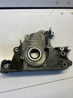 Peças compartimento motor Audi A4 B9 OEM 04E103153B