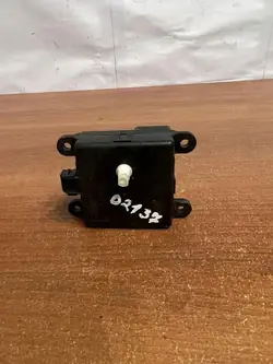 Renault OE D2137 Klappenmotor - Gebrauchter Zustand