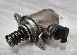 Kraftstoffpumpe Volkswagen / Seat / Skoda / Audi - 06J127025E