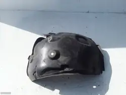 Front Right Wheel Arch Renault Megane III 638446673R