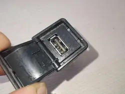 Puerto USB OEM 284H31FA0B para Nissan Leaf 2014