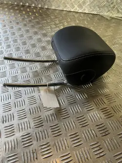 UTO56623 Vordersitz-Kopfstütze für Mercedes-Benz GLC