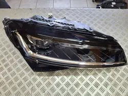 Phare Avant Droit Skoda Superb III Lift LED