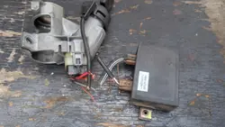 Interruptor de encendido OEM 857905851D VW Golf 3 Cabrio