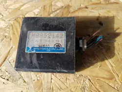 Módulo de relé Mitsubishi Pajero II