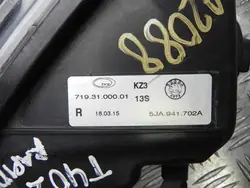Feu antibrouillard droit Škoda RAPID 2014 5JA941702A