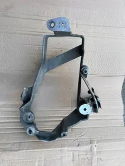 Soporte de compresor OEM 4E0616869D para Audi A8 D3