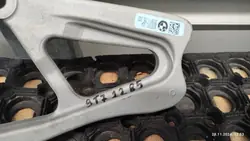 BMW OE 6878779 Cuña de Impacto Izquierda, Usada