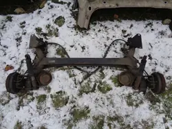 Viga de eje trasero OEM OŚ TYŁ F.500 para Fiat 500 2007-2015