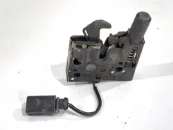 OEM 4M8823509 frammotorhuvelås för Audi Q8 SUV