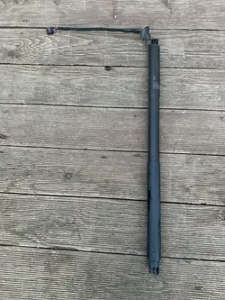 Bagageutrycksaktuator vänster Volvo V90 II