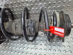 Etujousi Oikea OEM S26309447 Fiat 500