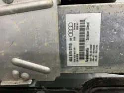Webasto parkeringsvärme OEM 4L0815071G för Audi Q7