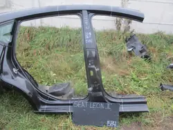 Keskipilari SEAT Leon II 06-10 OEM SŁUPEK ŚRODKOWY
