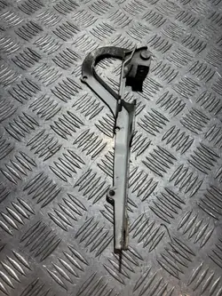 Charnière de capot gauche OEM 9678389580 Peugeot 2008