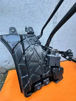 AdBlue-säiliö OEM 39238615 Opel Astra K 1.5 CDTI:lle
